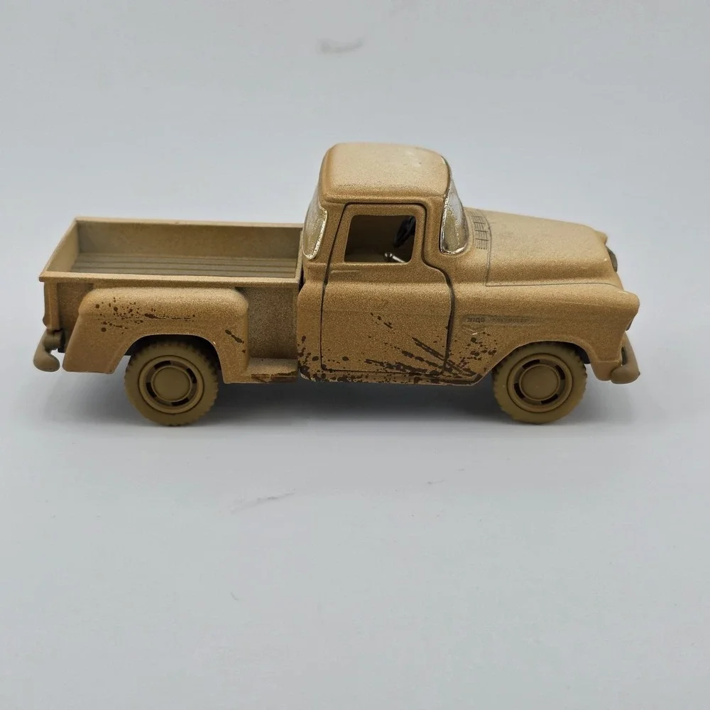 Kinsmart Diecast Cars 1955 Chevy Stepside Pick-Up 1/32 Scale Muddy Pull Back